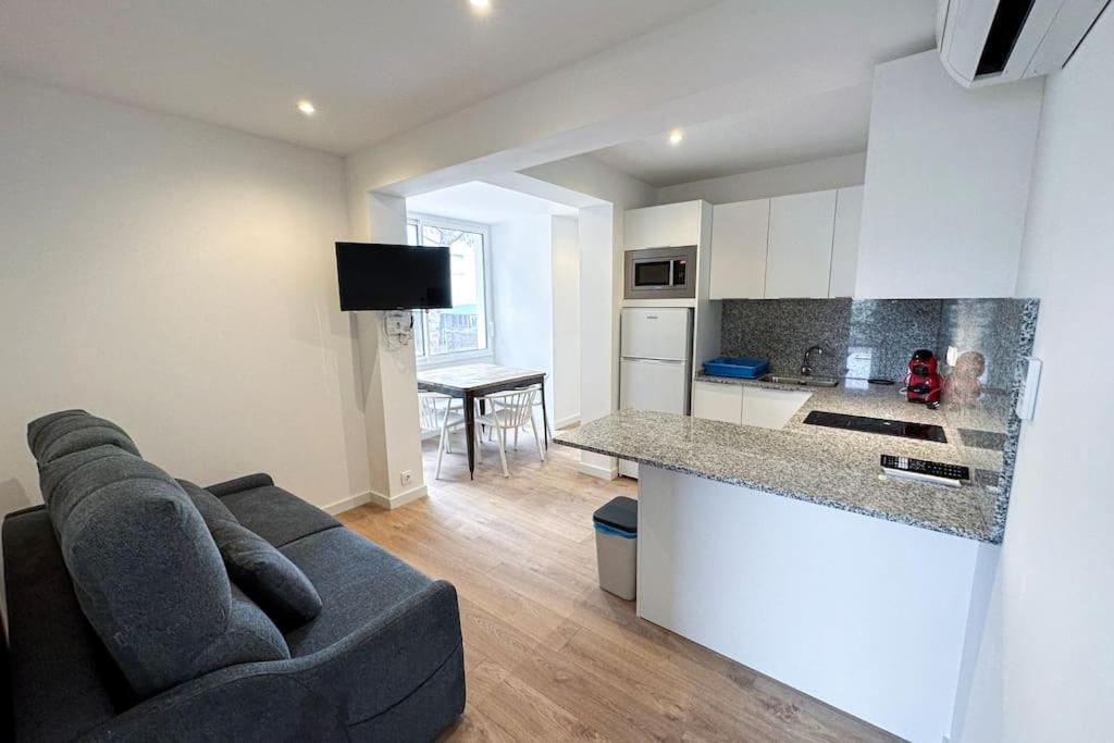 Can Romy Appartement T2F A 20M De La Plage De Cala Montgo Ля Эскала Экстерьер фото
