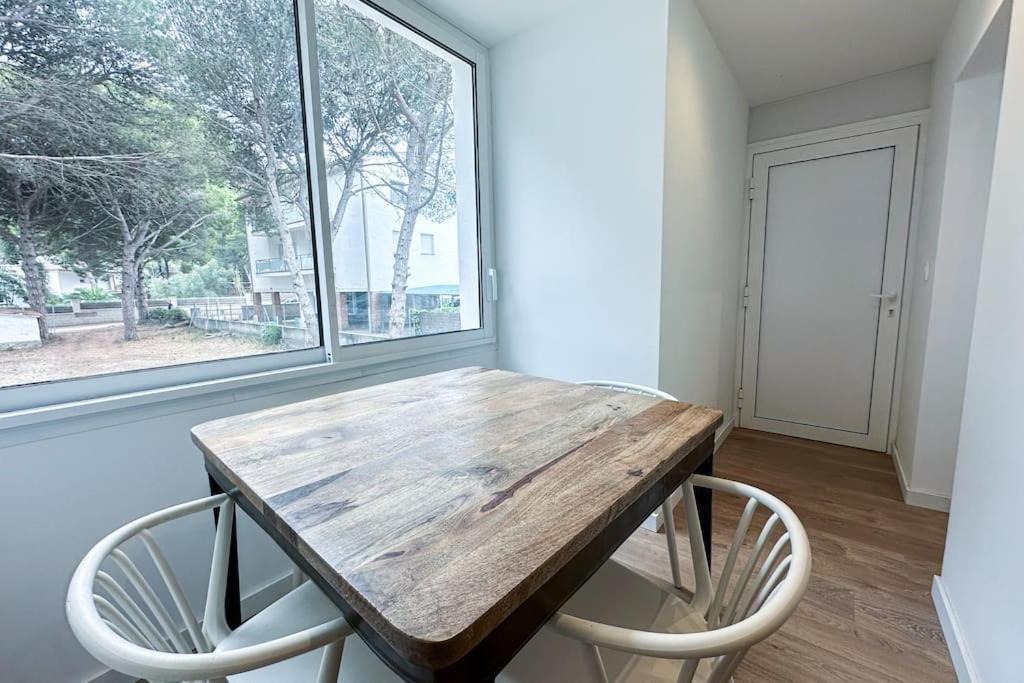 Can Romy Appartement T2F A 20M De La Plage De Cala Montgo Ля Эскала Экстерьер фото