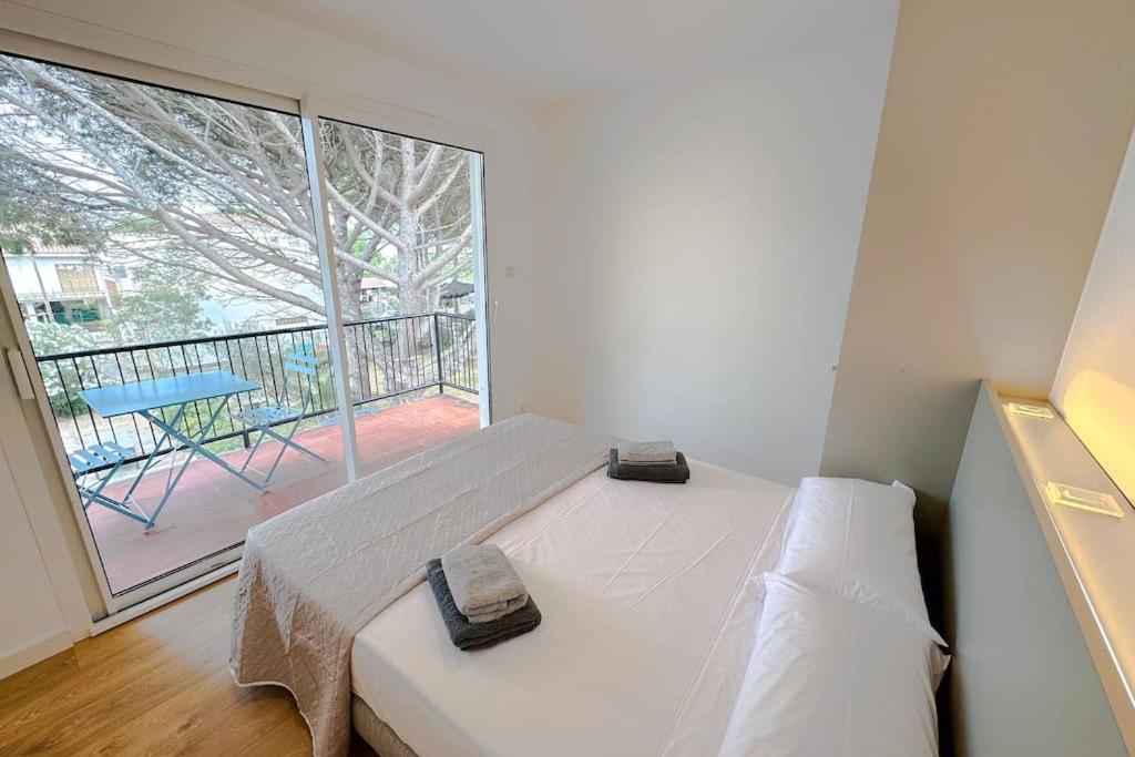 Can Romy Appartement T2F A 20M De La Plage De Cala Montgo Ля Эскала Экстерьер фото